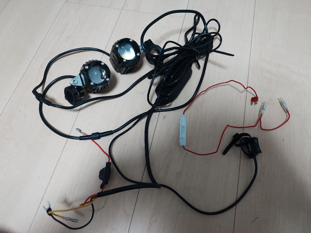 バイク LEDプロジェクター フォグ ランプ 補助 ライト 汎用 30W×2灯