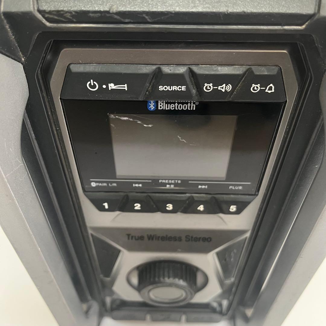 マキタ 充電式ラジオ(トリプルスピーカー+マルチアンプ) MR005G