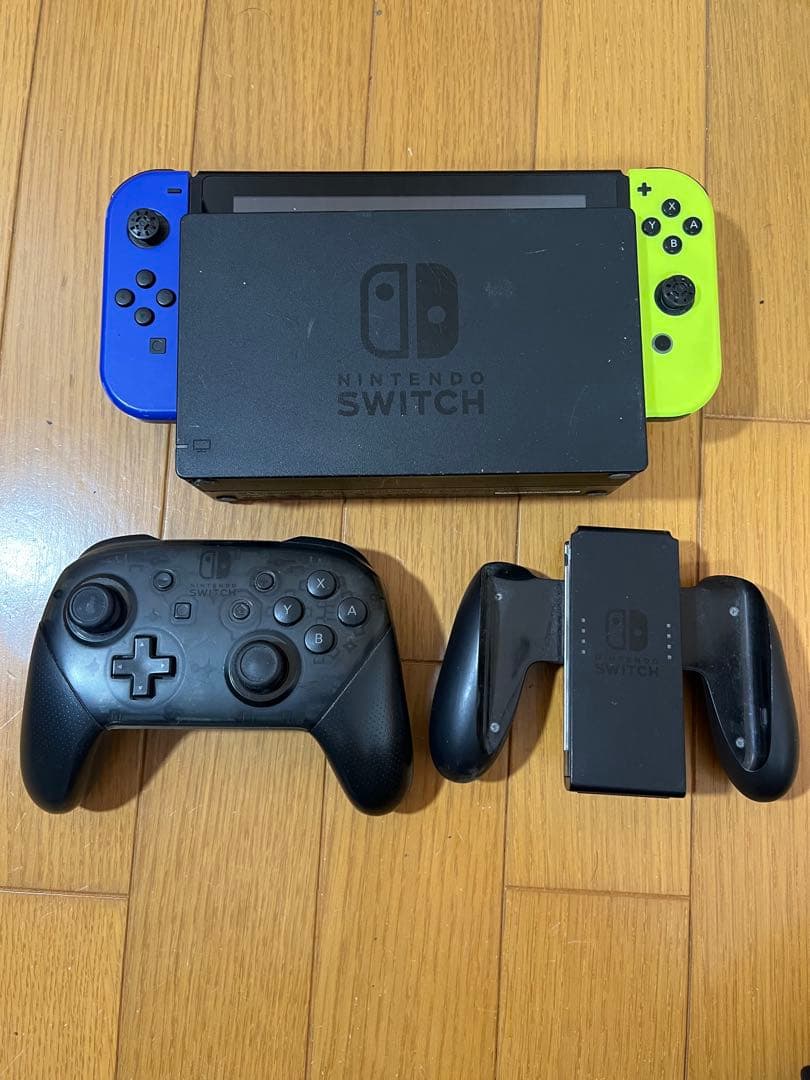 Nintendo Switch プロコン付きセット