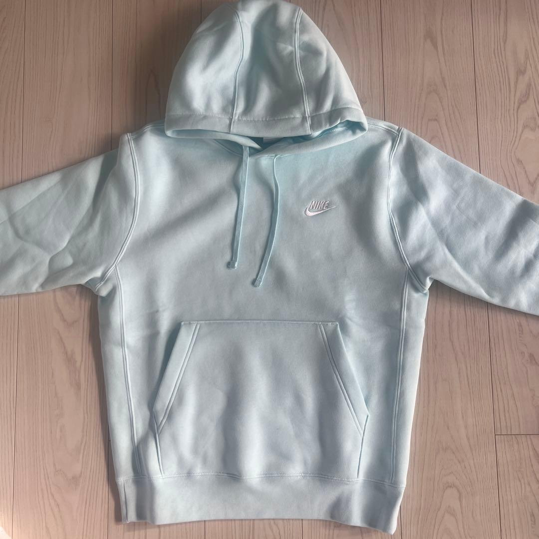 Nike 水色スウェットパーカー