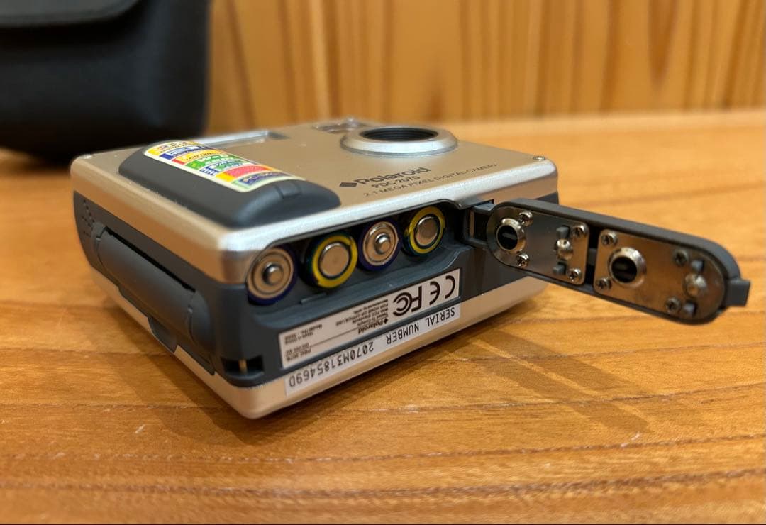 Polaroid PDC2070 動作確認済み　デジタルカメラ