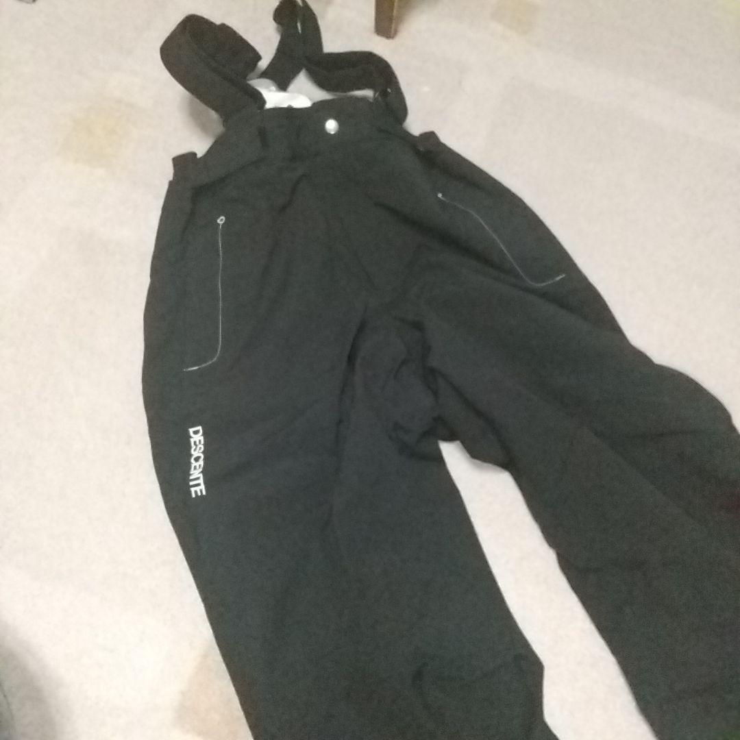 【美品】DESCENTE 子ども用スキーウェア スノーボードウェア黒/赤