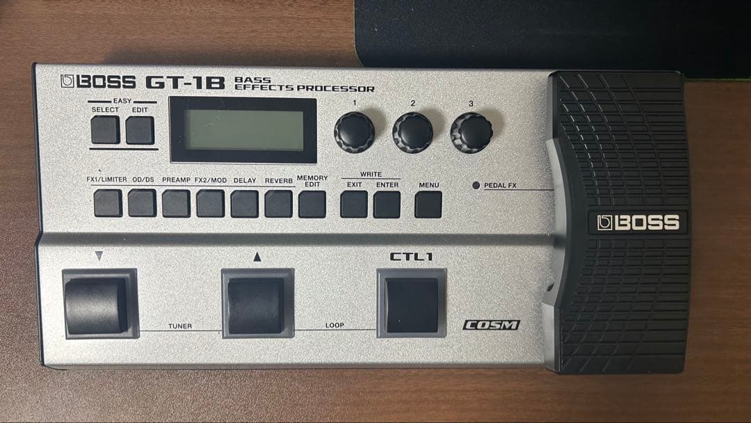 BOSS GT-1B ベースエフェクター　マルチ