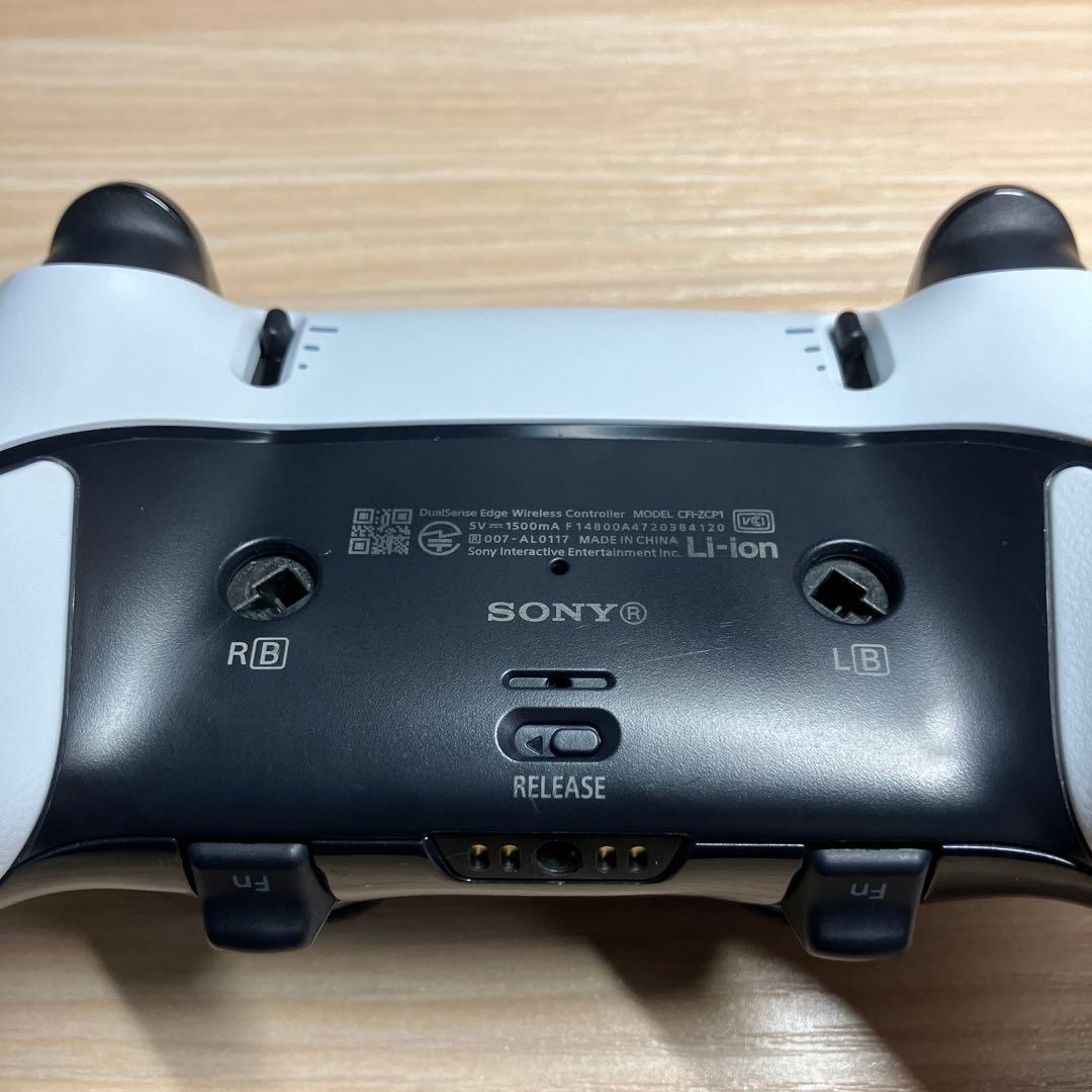 DualSense Edge ワイヤレスコントローラー