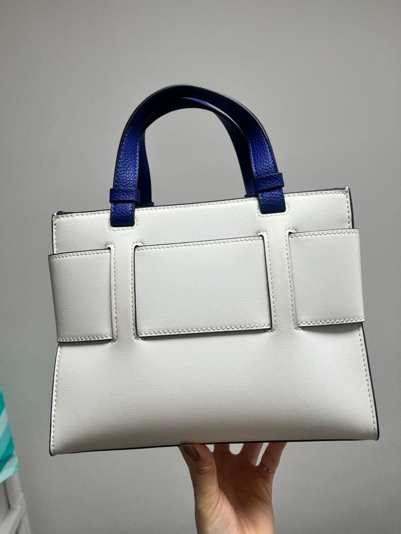 キラー様 Armani Exchange ロゴハンドバッグ