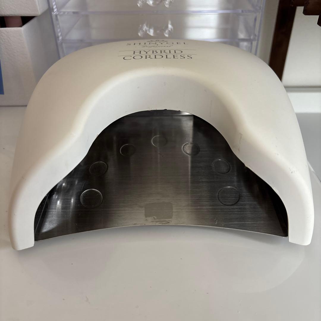 SHINYGEL HYBRID CORDLESS LEDUV ネイルライト