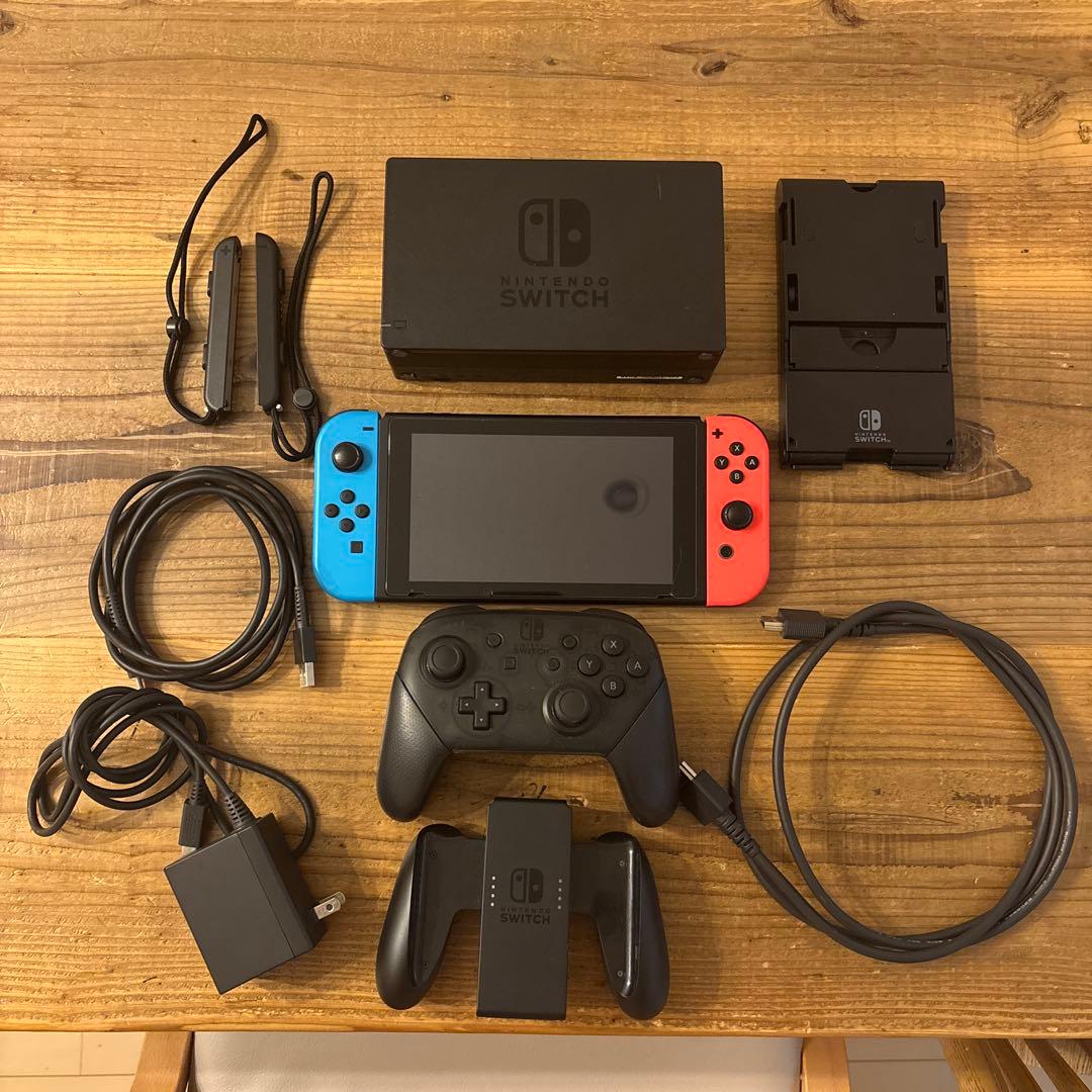 Nintendo Switch 本体プロコン付き