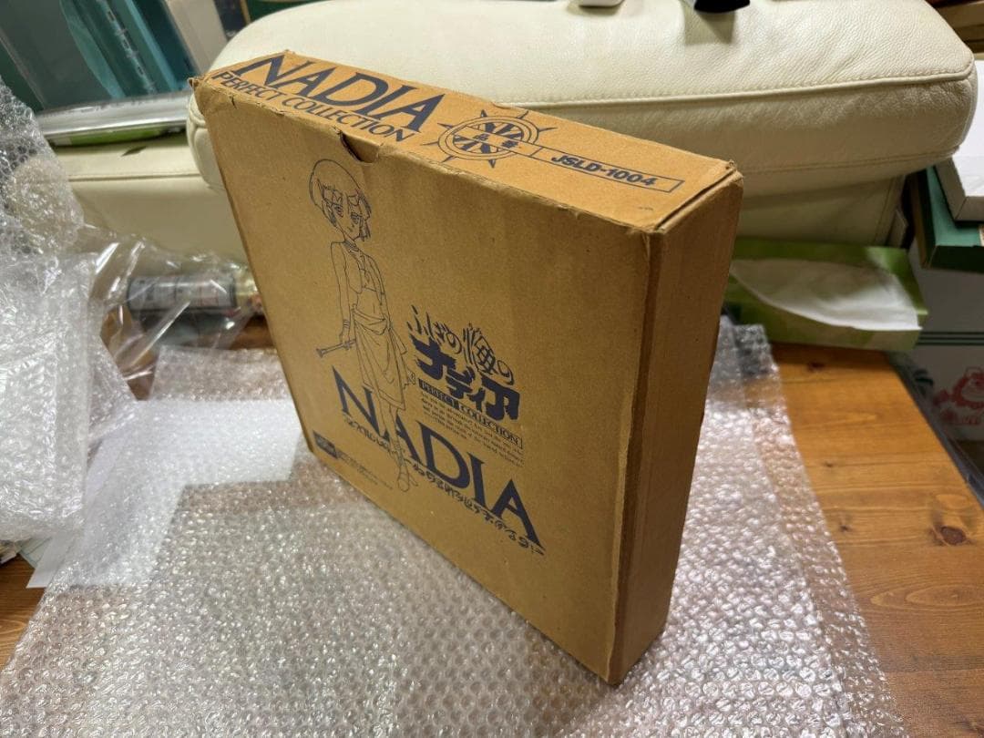 ふしぎの海のナディア パーフェクトコレクション 茶色箱付属 レーザーディスク