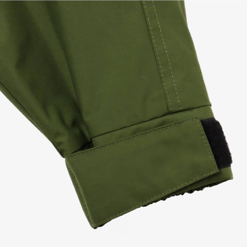 【新品】atmos x Marmot マウンテンジャケット M カーキ 撥水