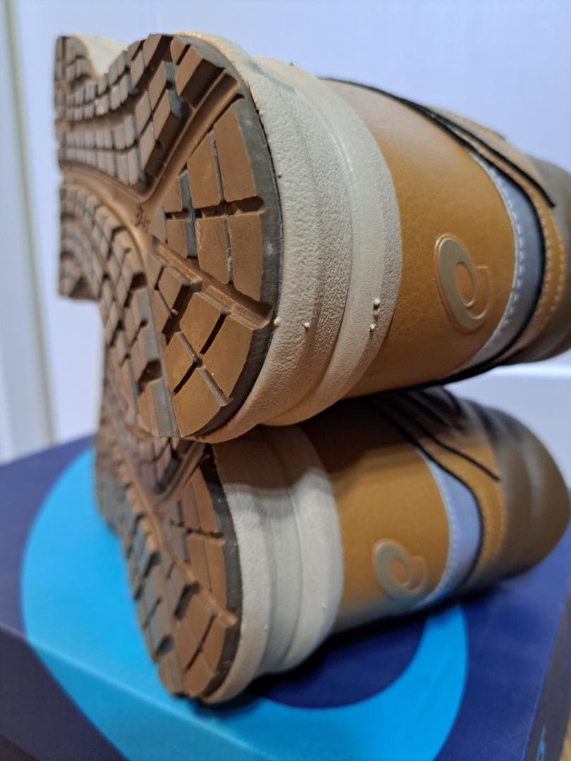 アシックス　希少ウィンジョブCP105限定カラー