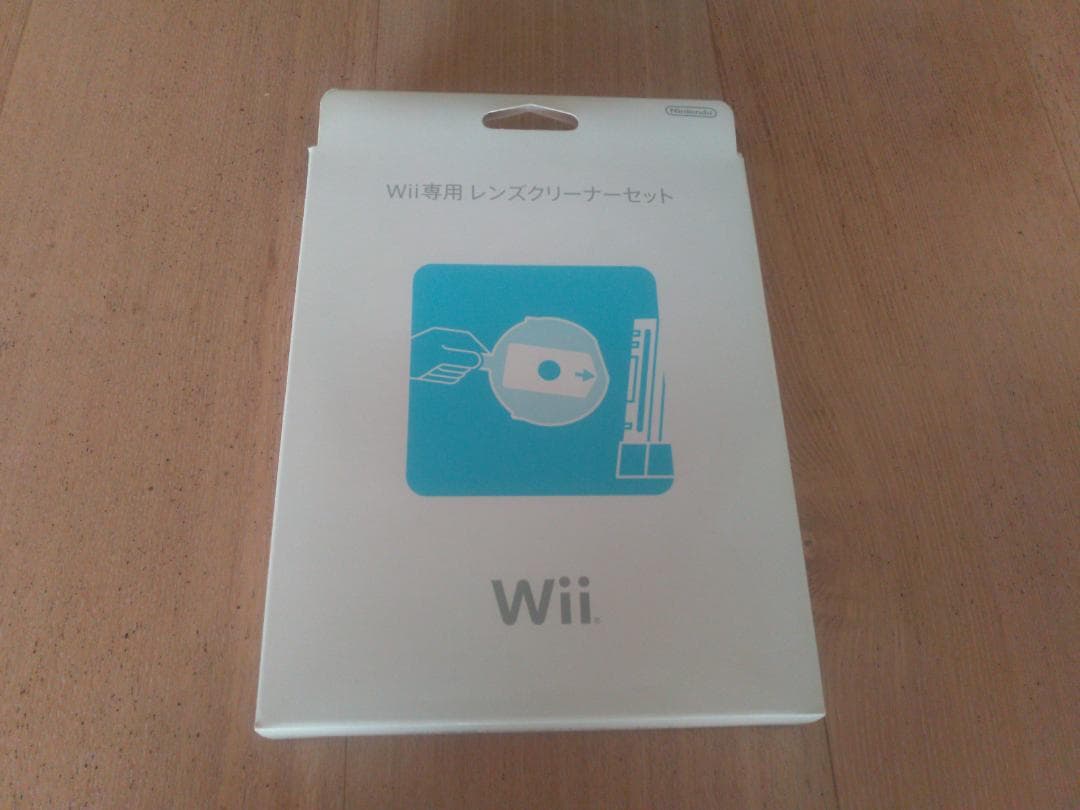 任天堂Wii本体 他すぐ遊べる基本セットです。