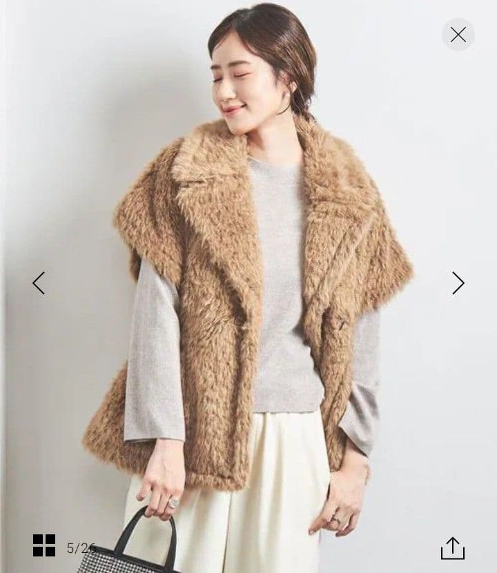 【着用回数２回】UNITED ARROWS　ボア ハーフスリーブ ベスト