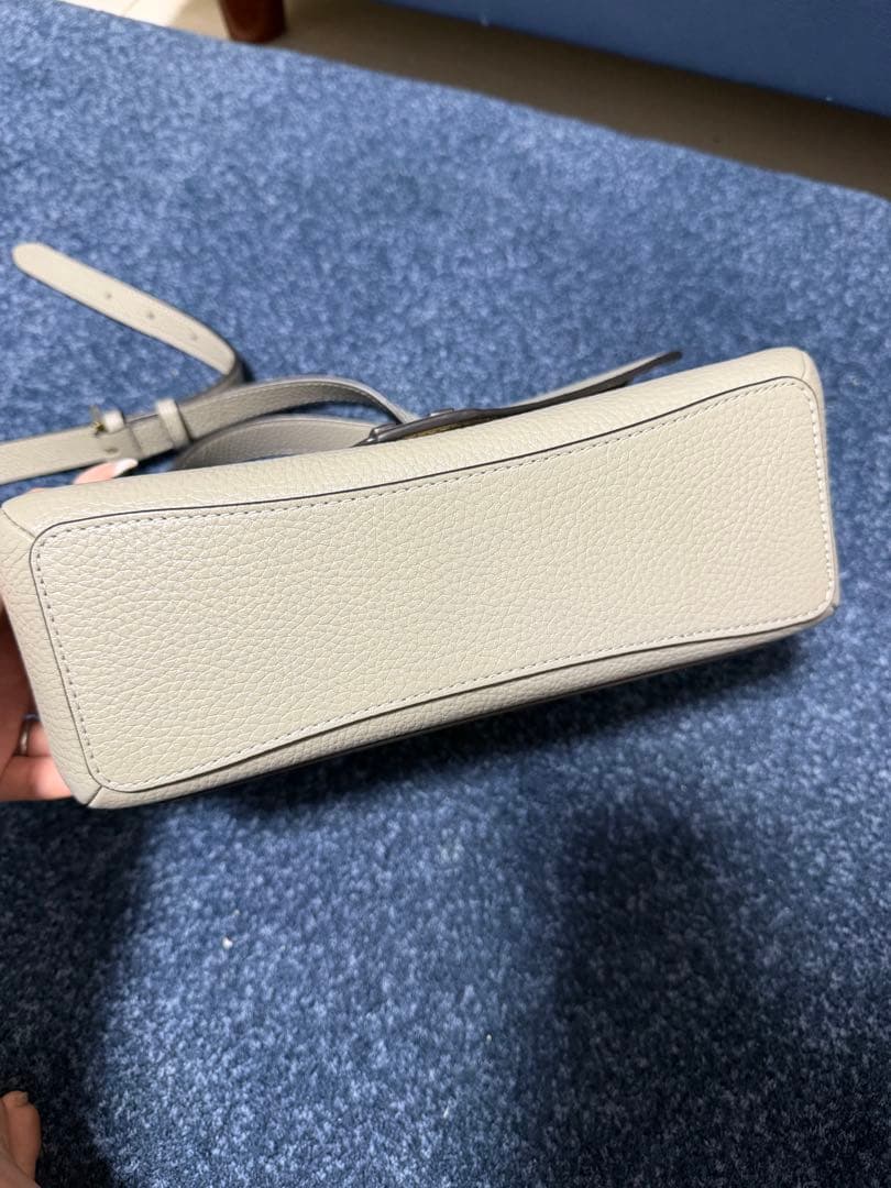 FURLAショルダーバッグ