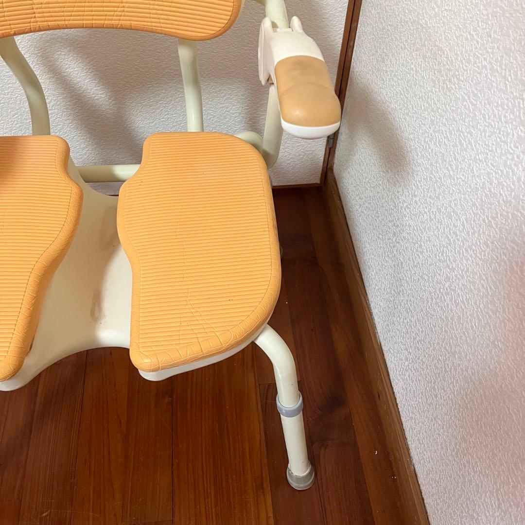 良品 アロン化成 ひじ掛け付 シャワーイス HP 介護