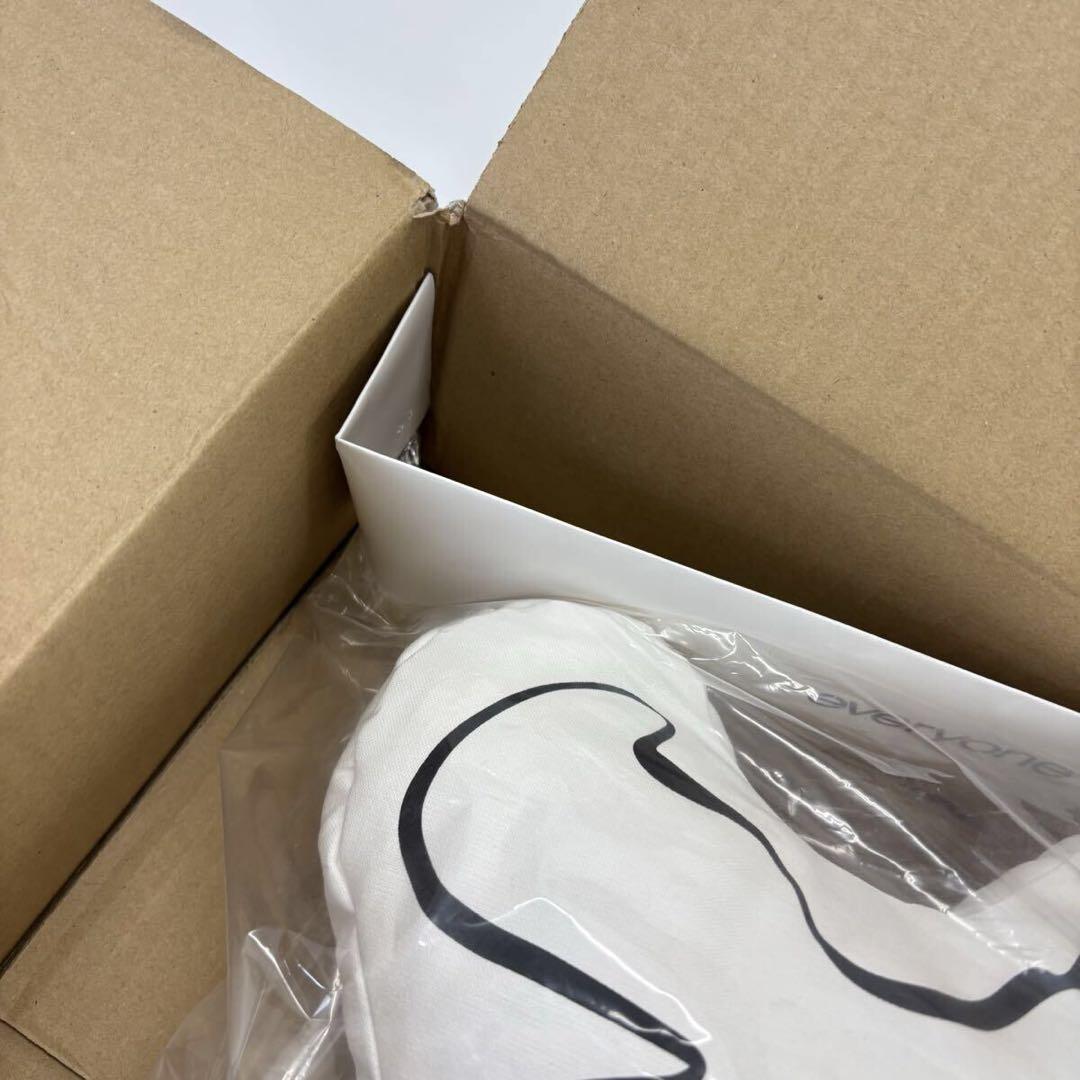 新品 everyone エブリワン アート クッション