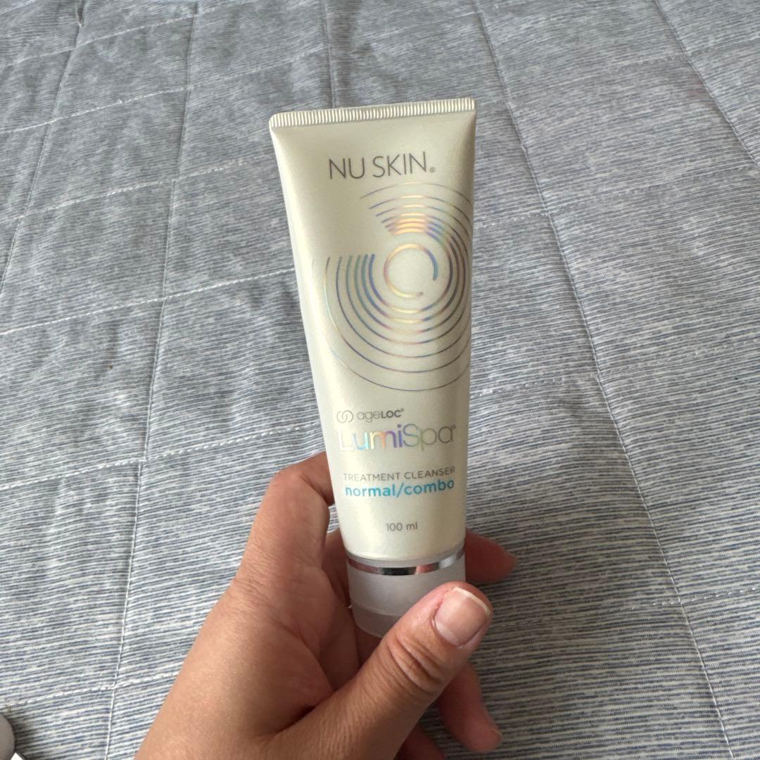 NU SKIN lumispa 洗顔ブラシ + クレンジング ビスコ