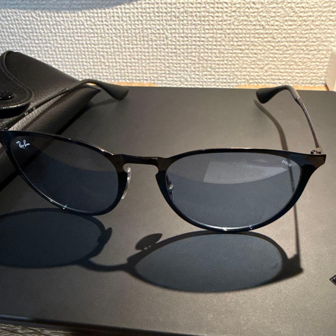 レイバン Ray-Ban RB3539 ERIKA EVOLVE 調光レンズ