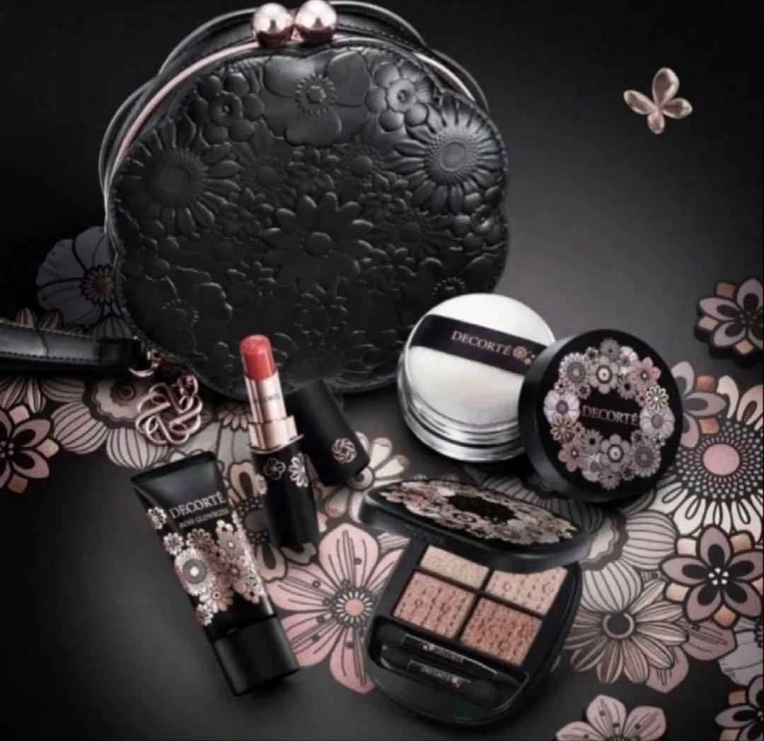 コスメデコルテ　クリスマスコフレ 2025