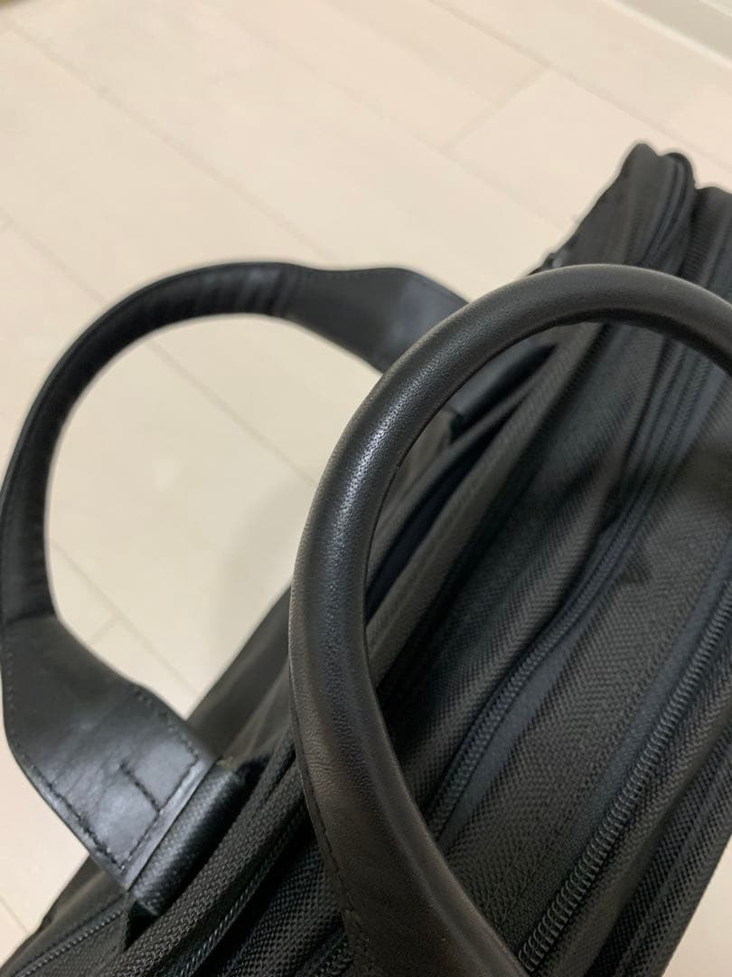 TUMI ビジネスバッグ 26141D2