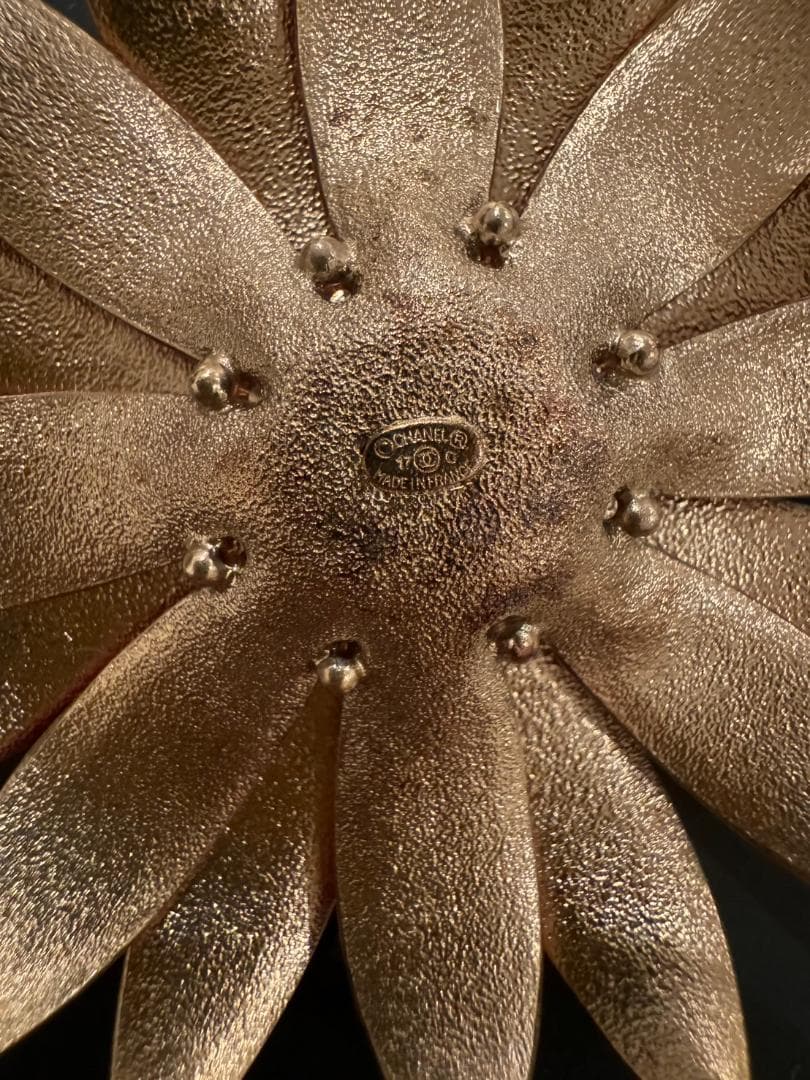 CHANEL　シャネル　フラワー　ブローチ