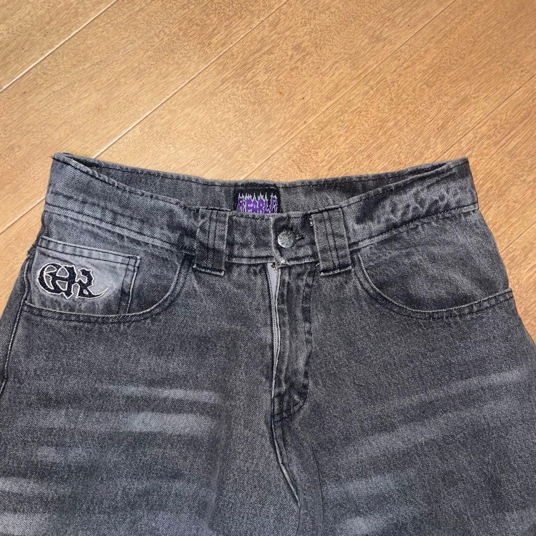 earl skateboards刺繍入りデニムパンツ