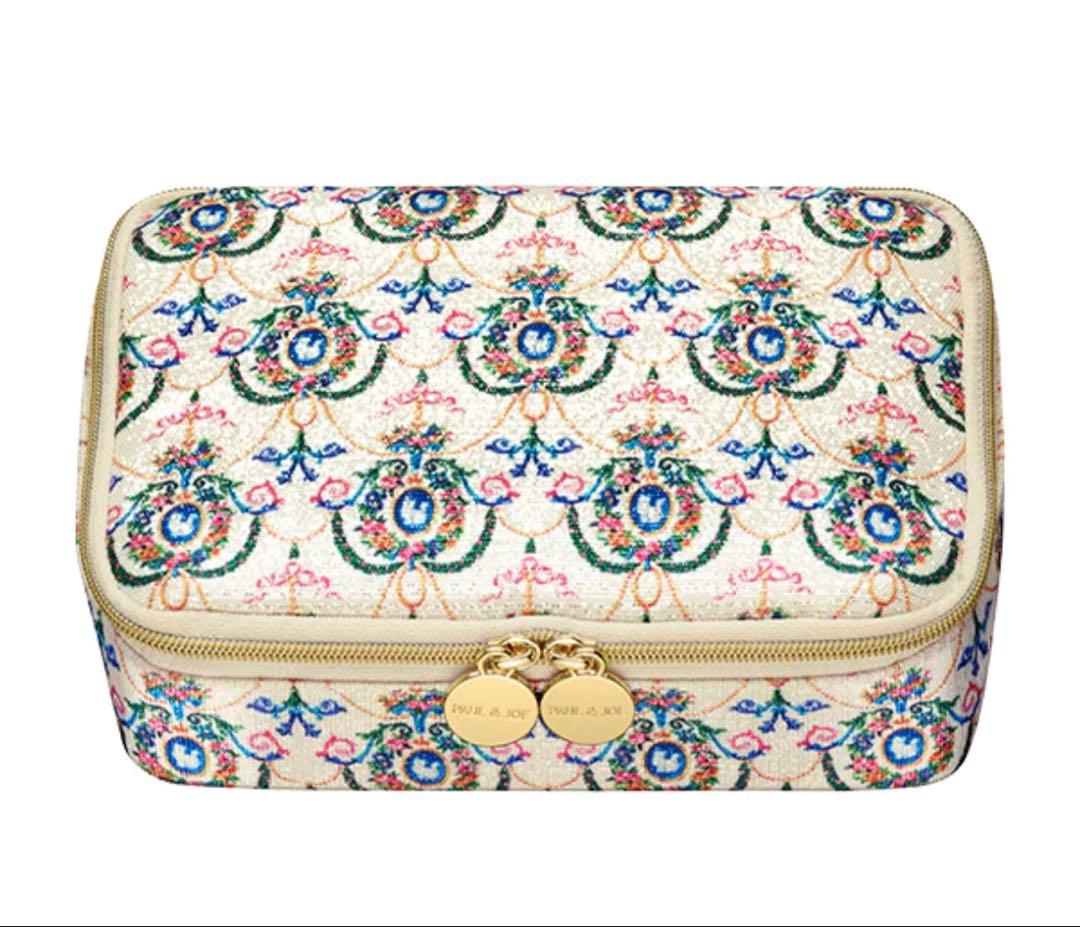 【新品未使用】ポールアンドジョー クリスマスコフレ 002