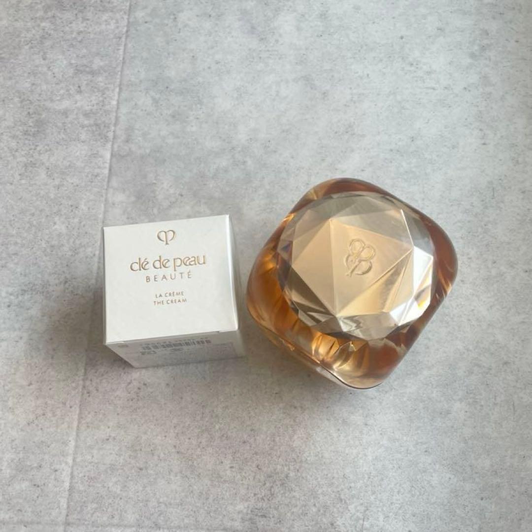 【新品未開封】クレドポーボーテ　ラクレーム　レフィル