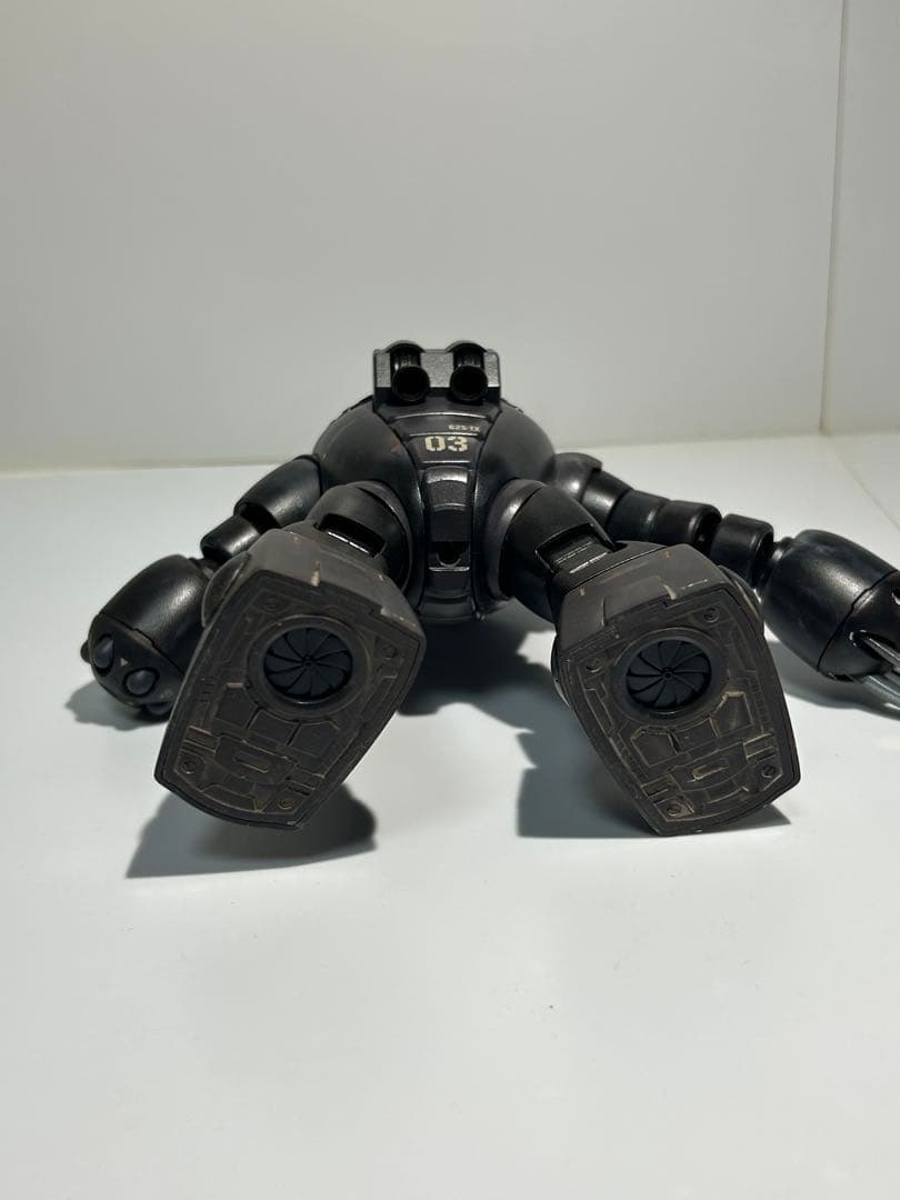 プラモデル　ガンプラ　模型　組立済　HG 1/144 アッガイ　完成品　全塗装