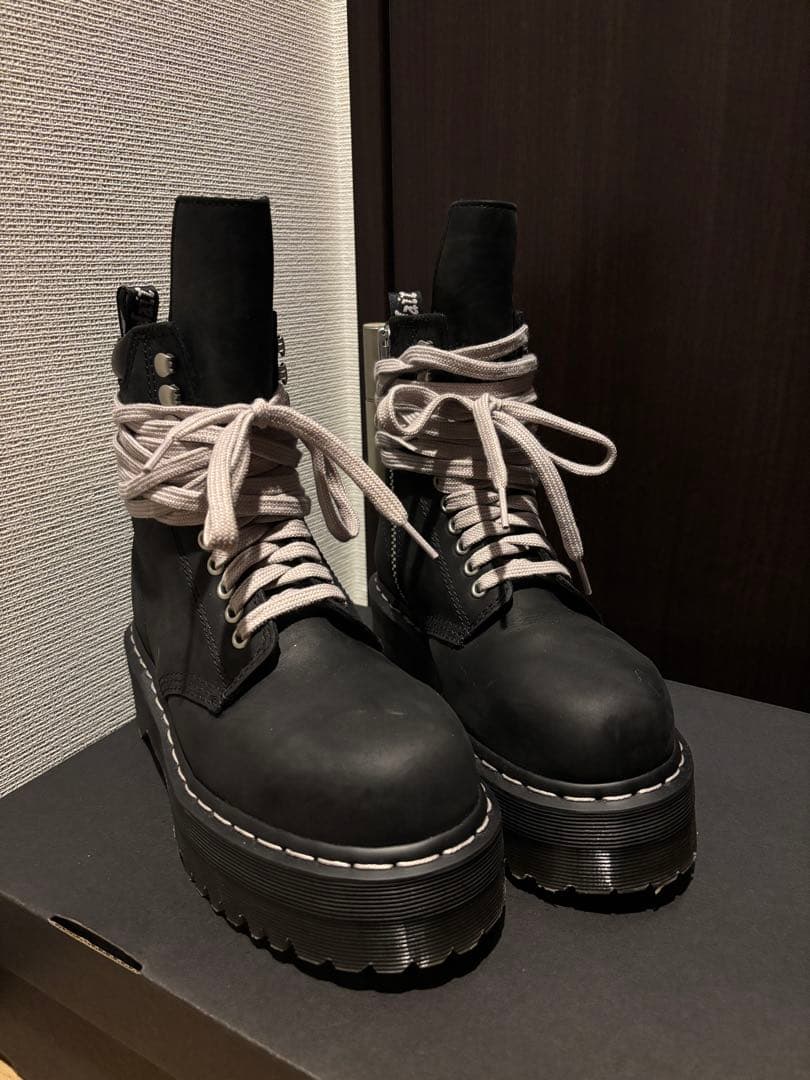AW25 DR. MARTENS X RICK OWENS ブーツ