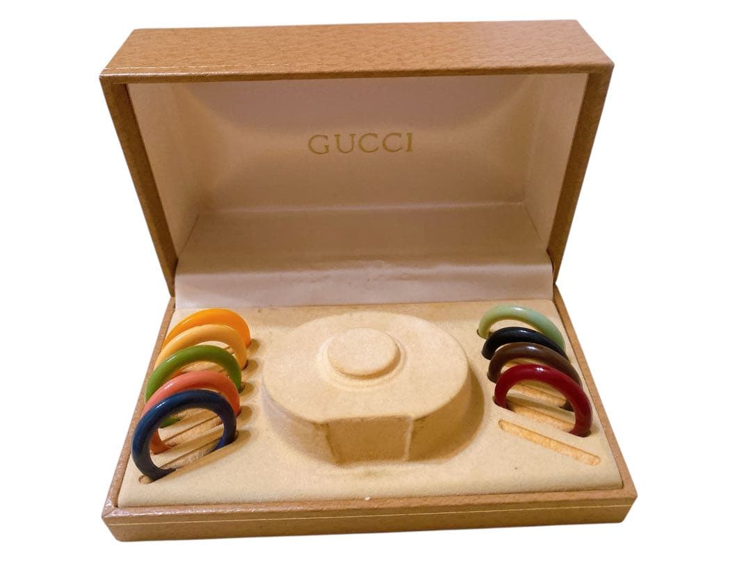 d*7様 GUCCI 時計　チェンジベルト9色 ベゼルセット 多色