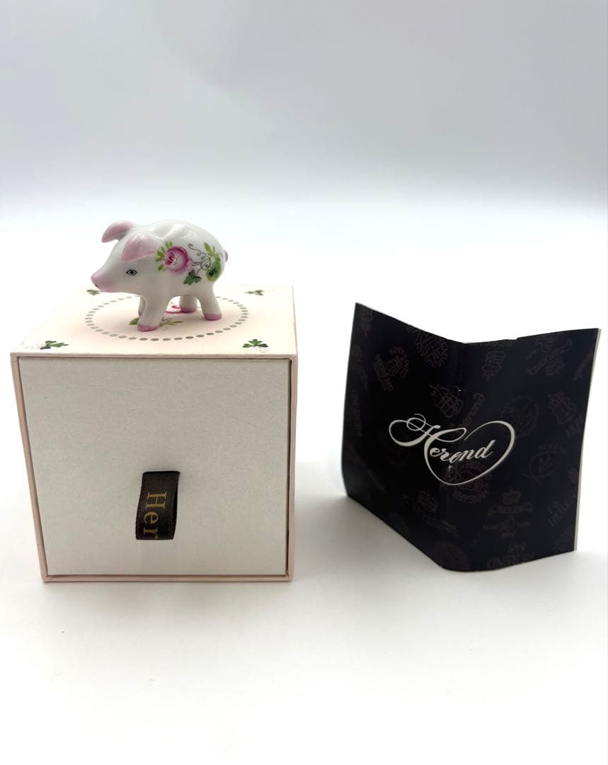 希少　HEREND ヘレンド ウィーンの薔薇　ブタ　フィギュリン　箱付