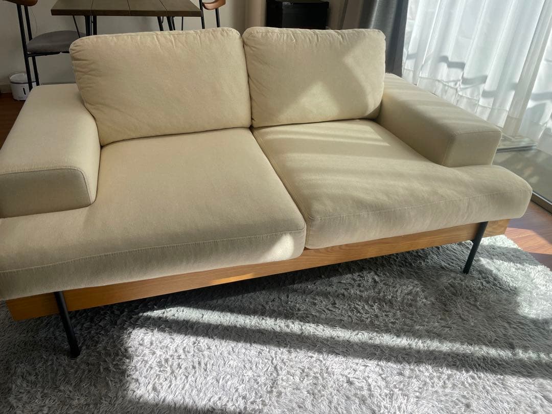 【極美品】MUTUKI 2人掛けソファー ベージュ 無垢 ナチュラル　北欧