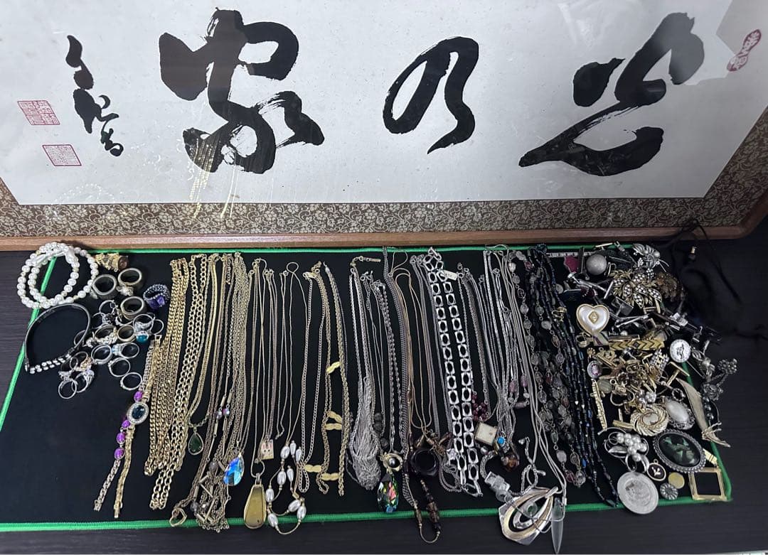 と*い様 遺品整理　アクセサリー多数　刻印有無混在・素材不明