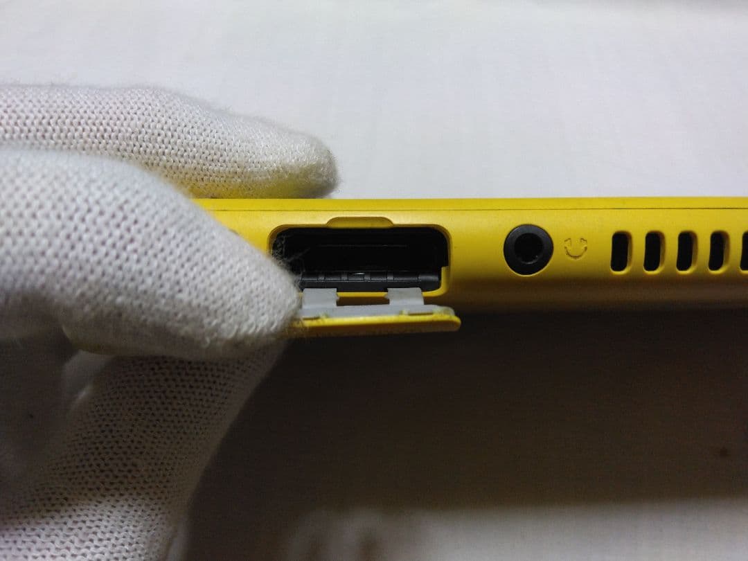 Nintendo Switch Lite HDH-001 ソフト読込未確認品