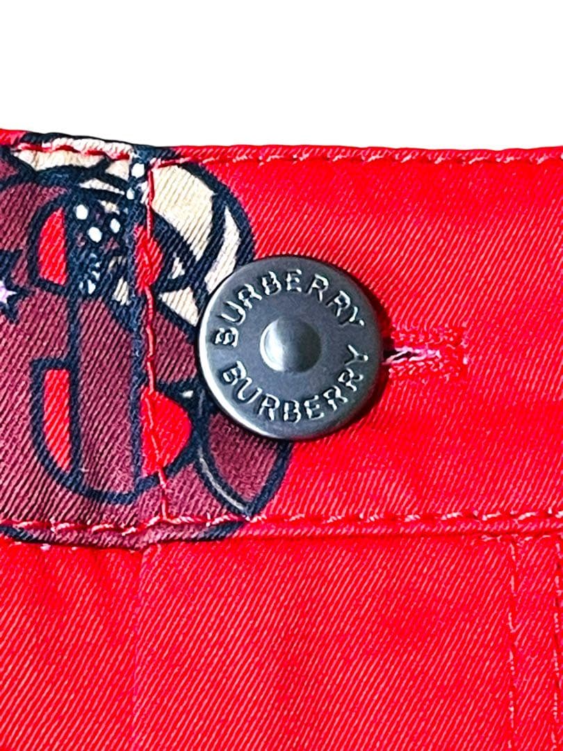 未使用級☆バーバリーロンドンイングランド　ハーフパンツ　Lサイズ　極美品