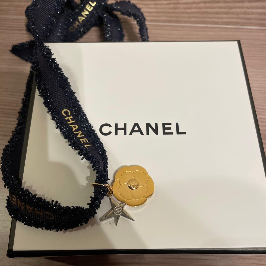【未使用】CHANEL レ シーニュ ドゥ シャネル 997 ローズ ルミエール
