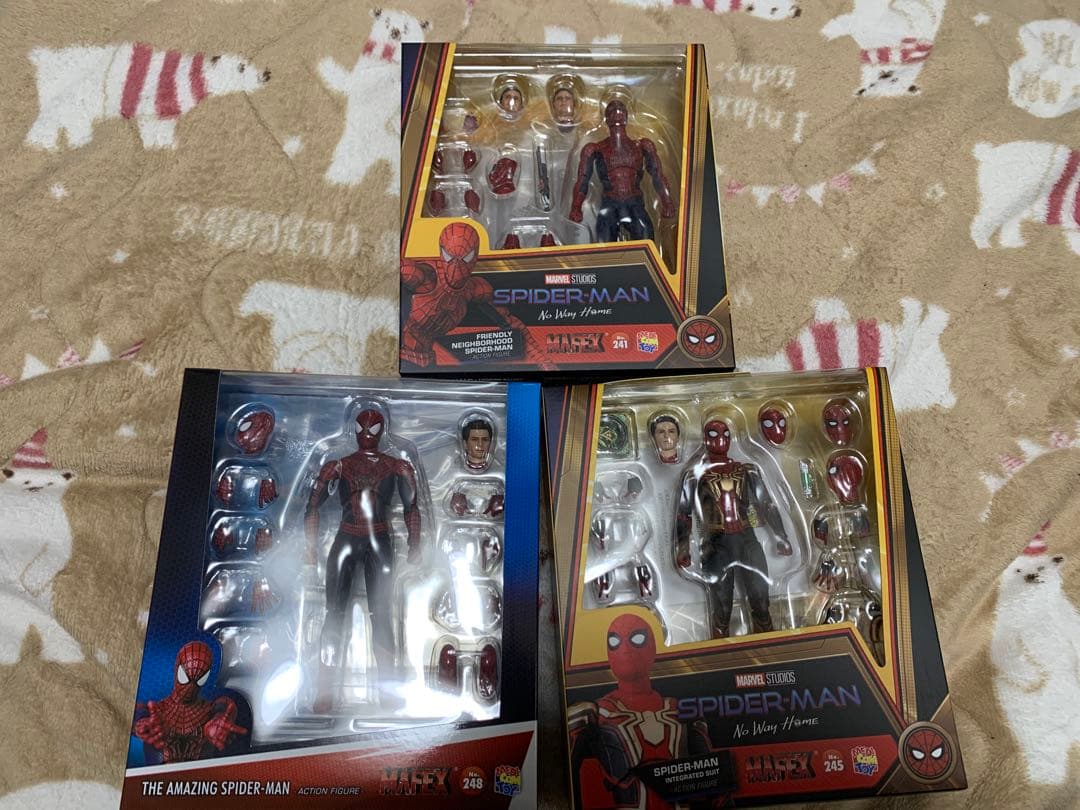 MAFEX フレンドリーネイバーフッド・スパイダーマン など3種セット