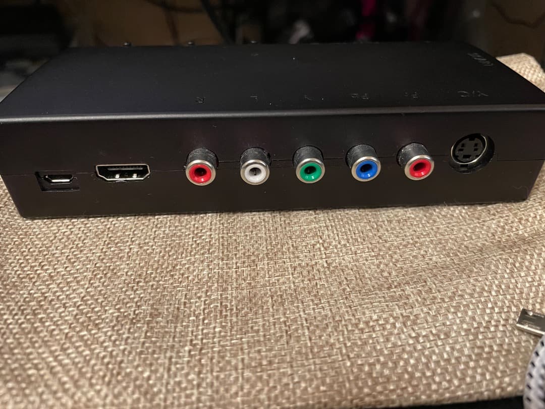 RetroTINK 5X-Pro コンバーター