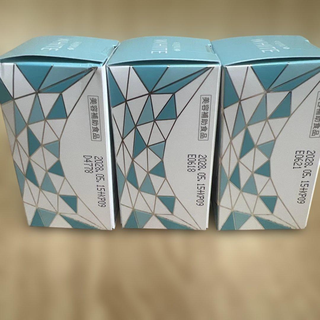 月末大セール！ソルプロプリュスホワイト 30粒×3箱