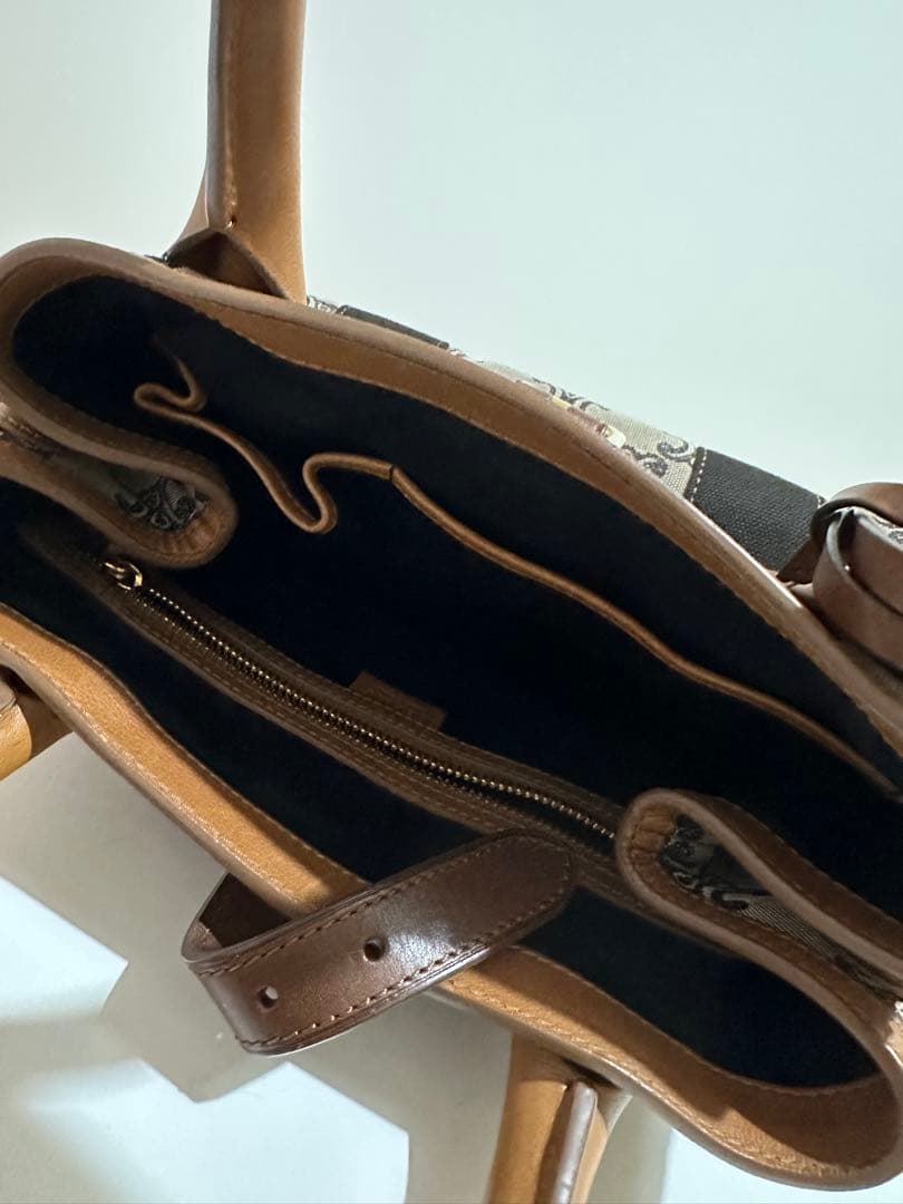 セリーヌ　ハンドバッグ　マカダム　トリオンフ　キャンバス