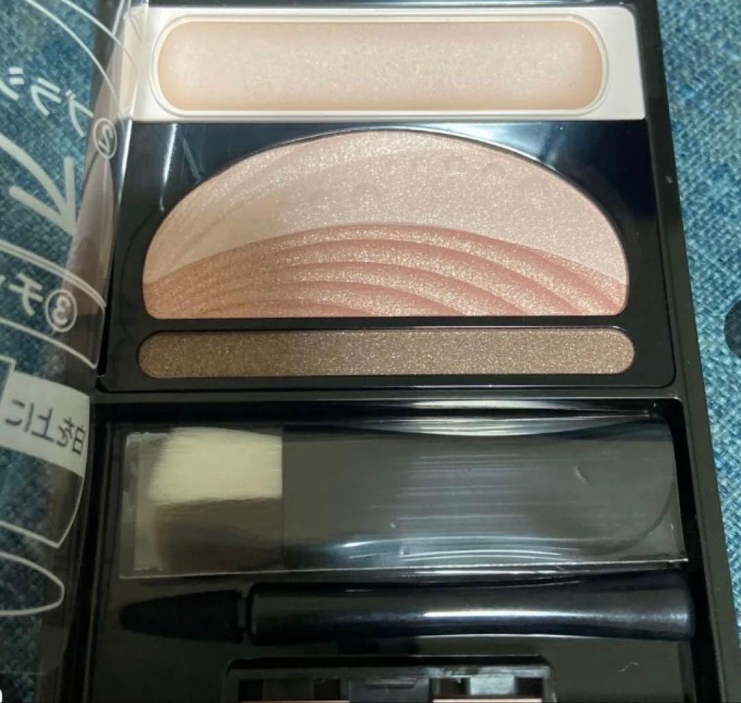 オーブ ブライトアップアイズ ピンク　532