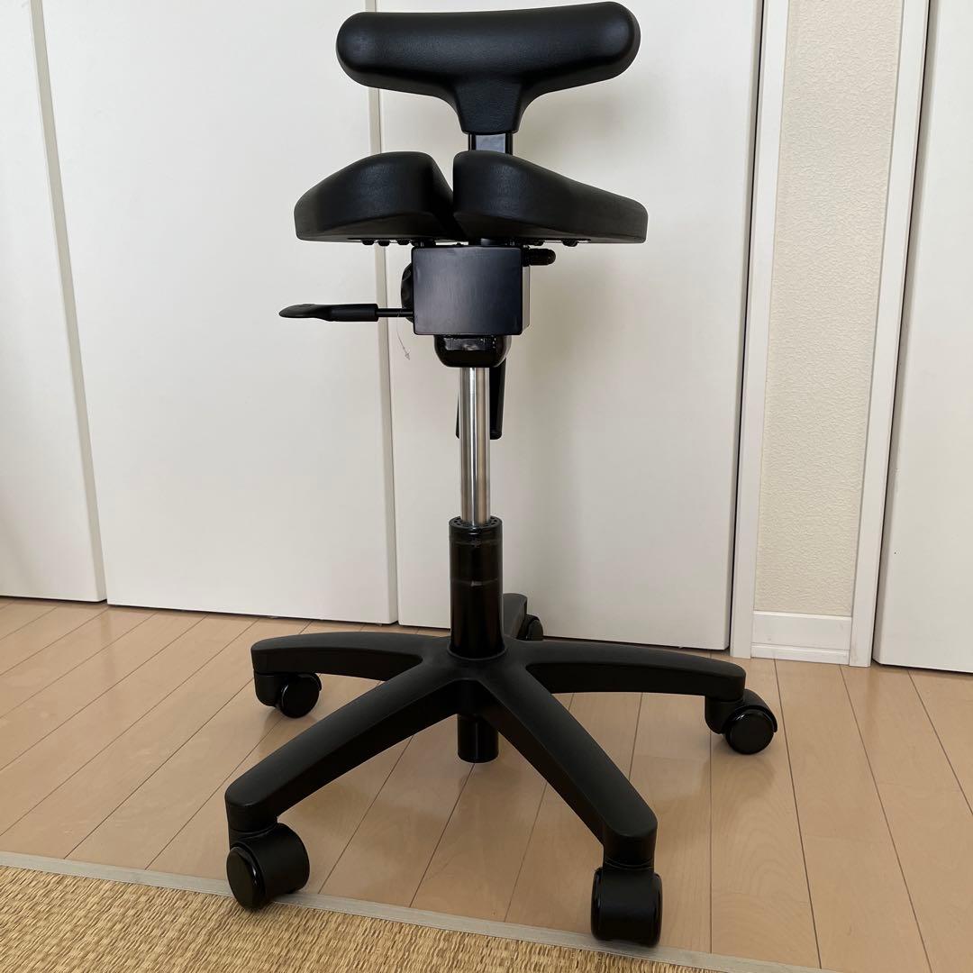 アーユル•チェアー