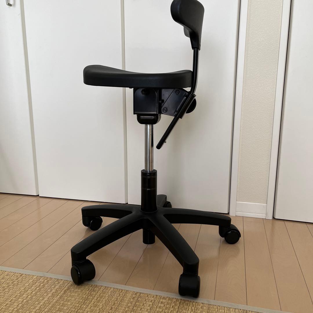 アーユル•チェアー