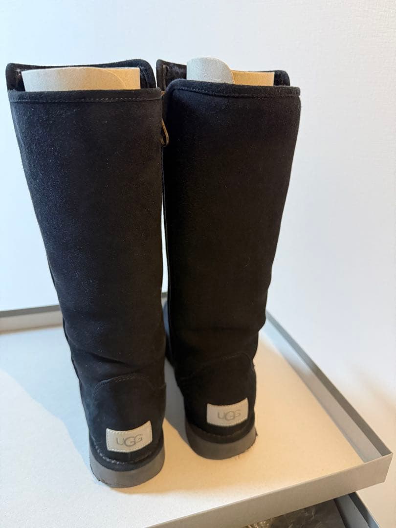 UGG W ABREE 24センチ　ブラック　箱付き