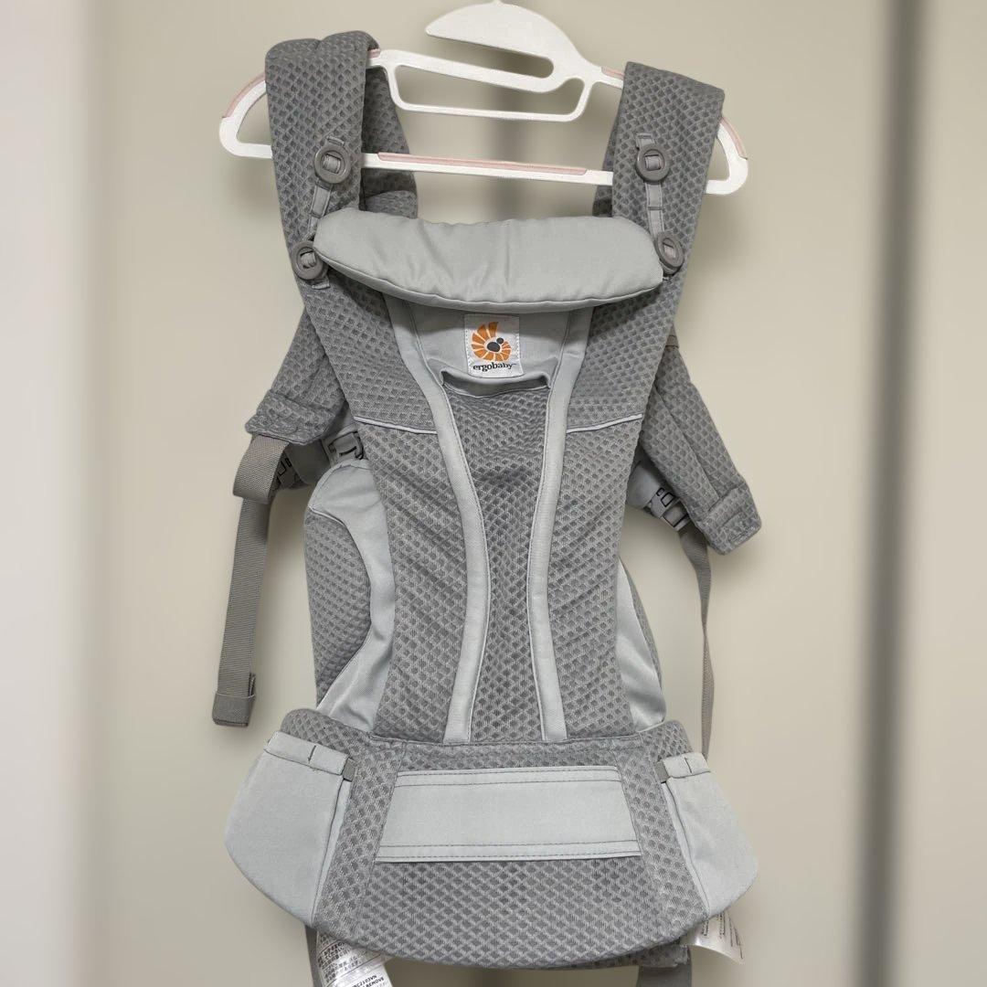 【てゃん】　エルゴベビー、抱っこ紐オムニブリーズ
