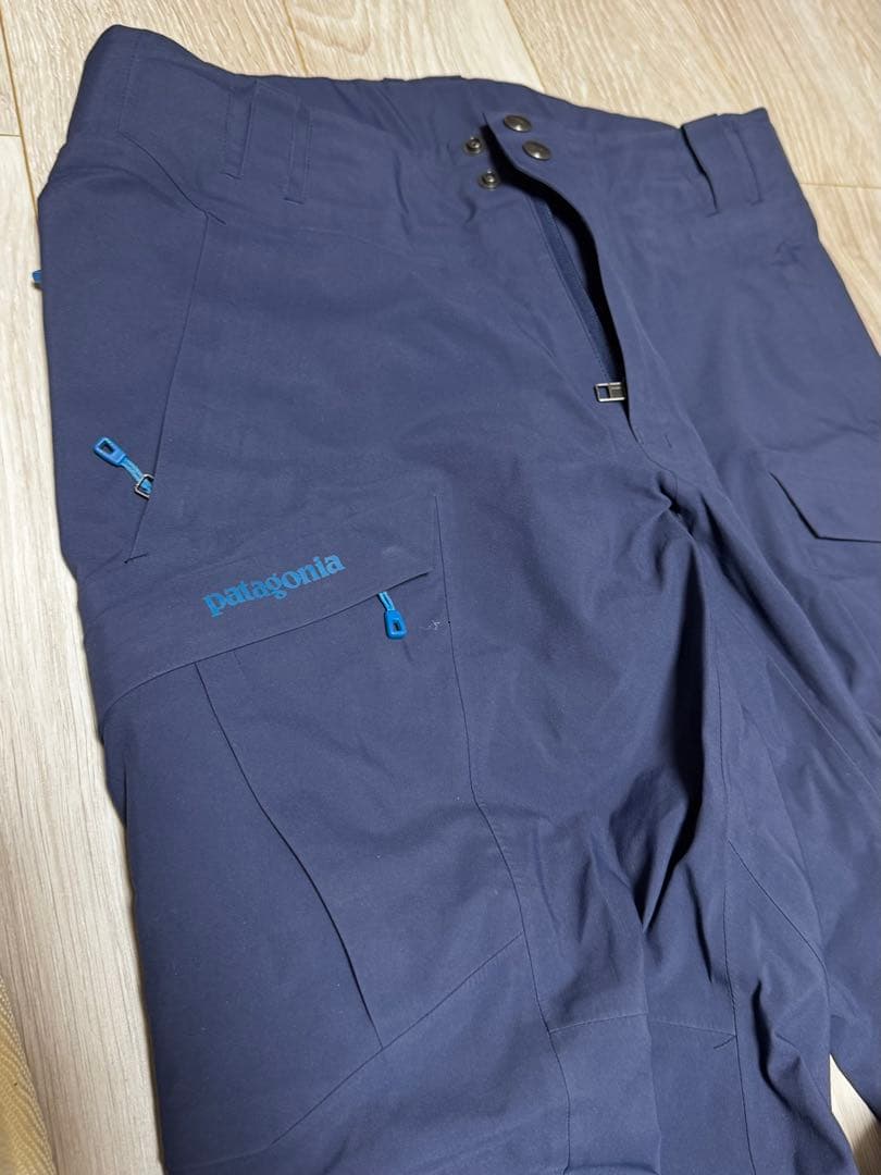 patagonia スノーウェアパンツ2本、 フリース1着