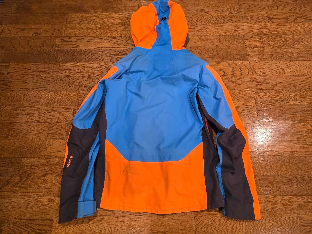 ピークパフォーマンス　ヘリグラビティ　上下セット