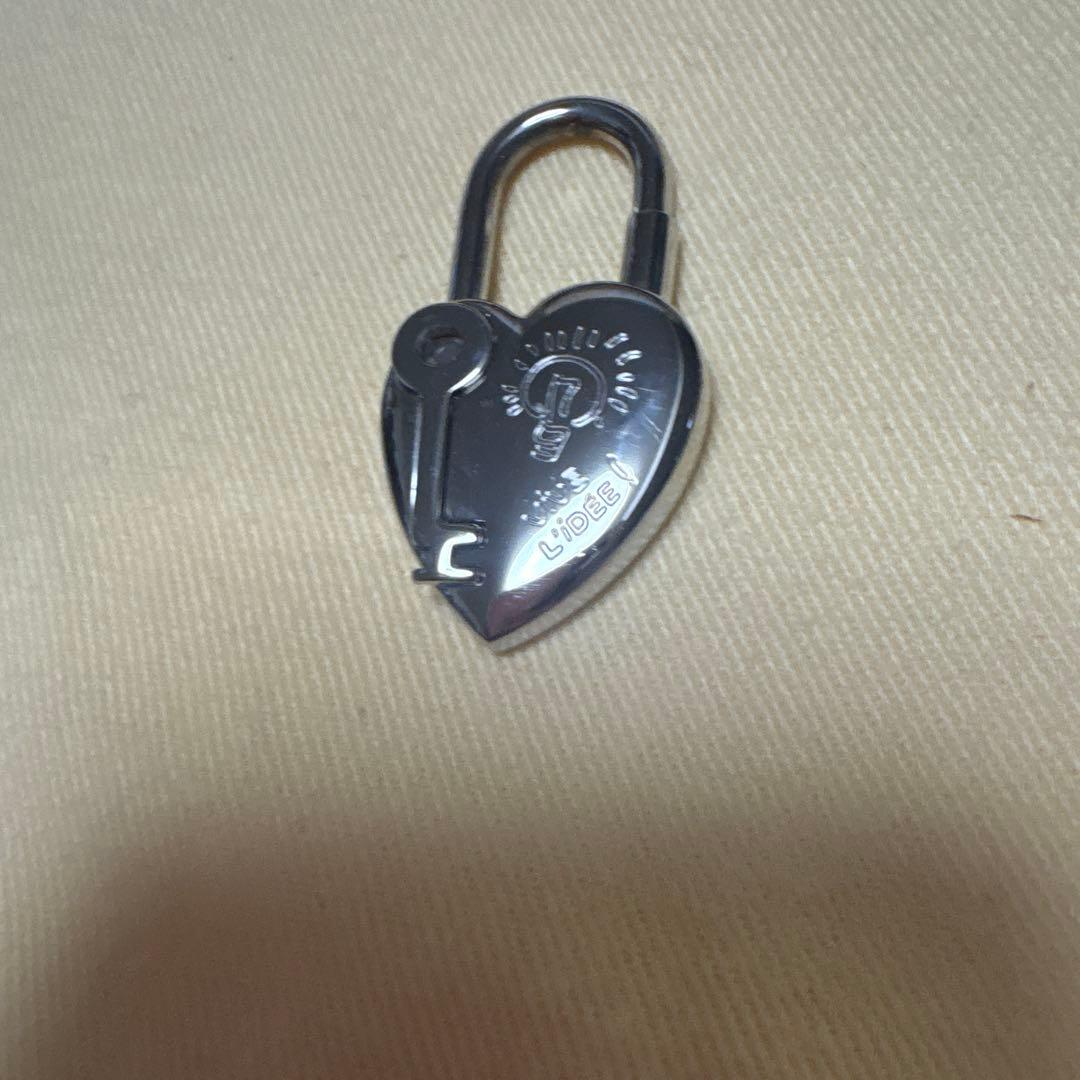 エルメス　ファンタジーハート型ロック　シルバー