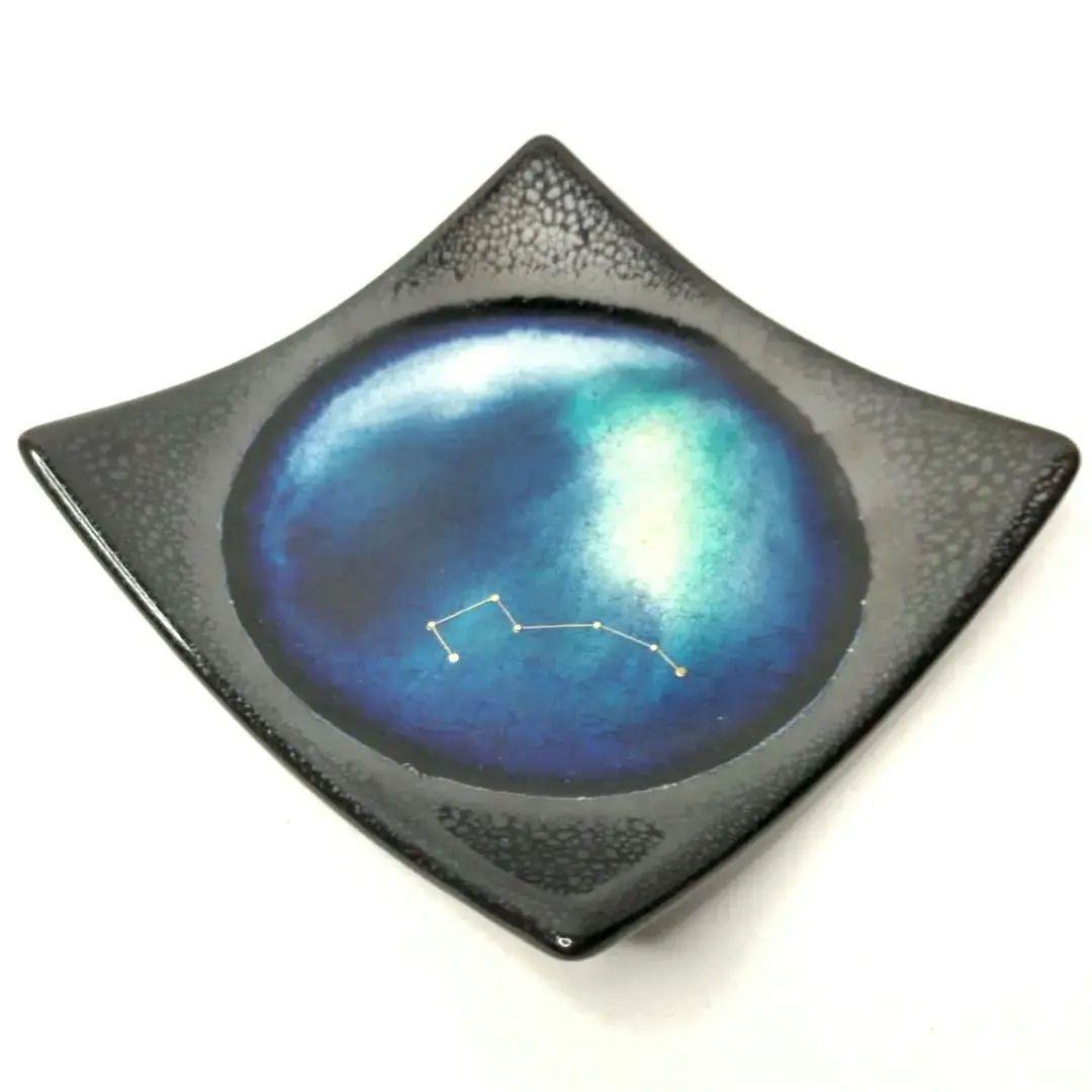 北極星と海 石垣焼窯元 春彦 加賀蒔絵 光彦 159/220 数量限定品 角皿