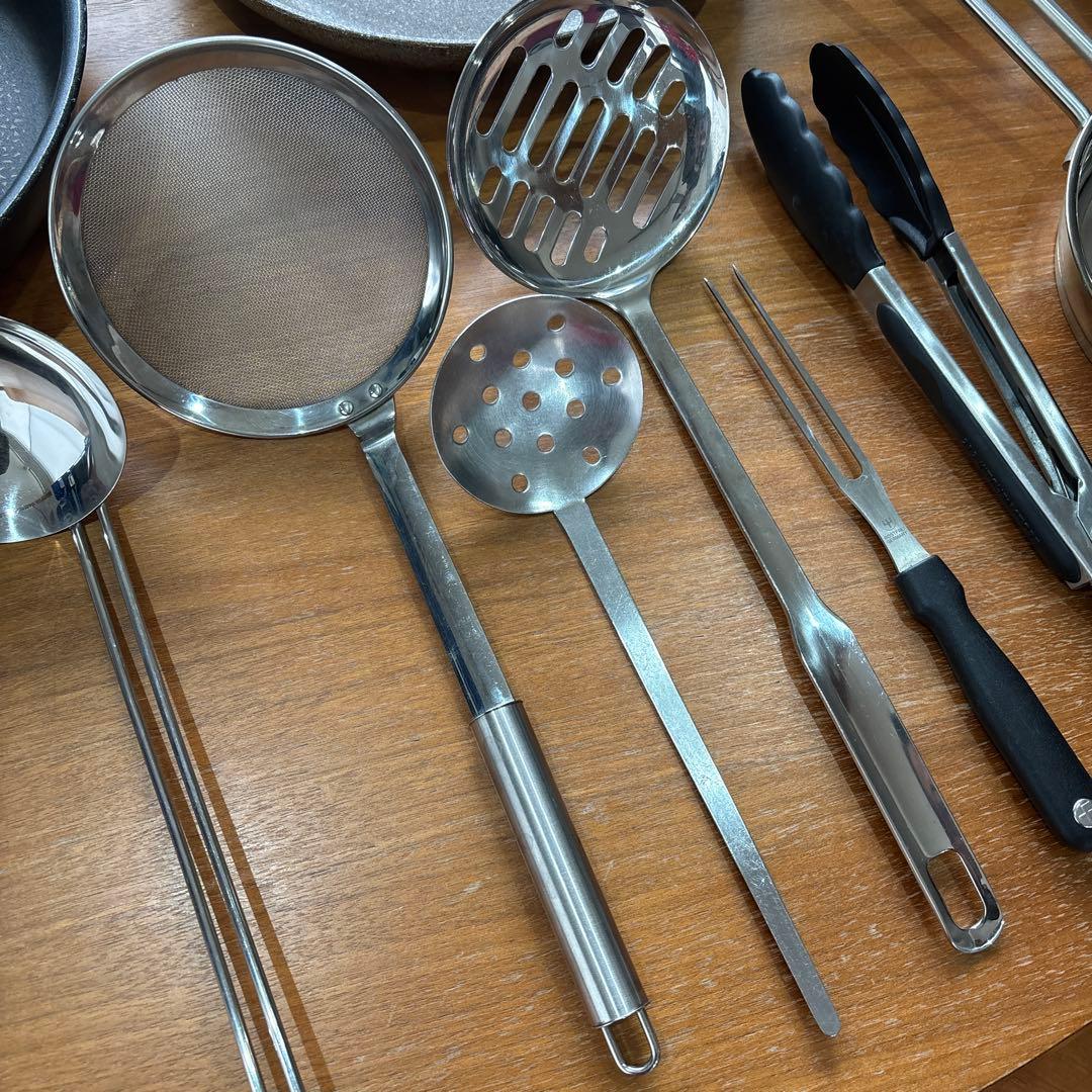 A*Q様 【中古・豪華まとめ売り】T-fal 等　フライパン　セット売りきり　ア